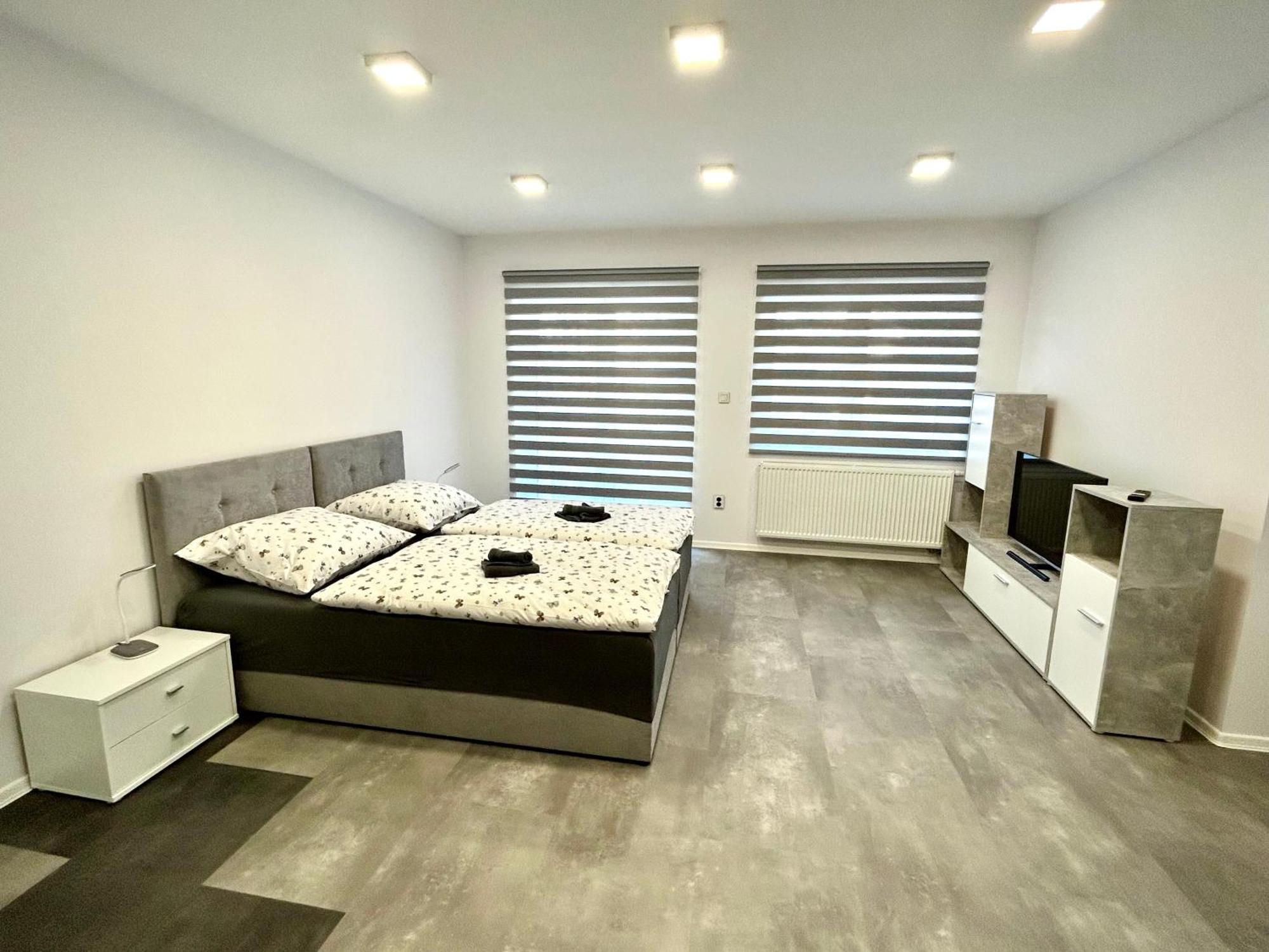 Apartmany Premium Se Soukromym Parkovanim Ceska Lipa Luaran gambar