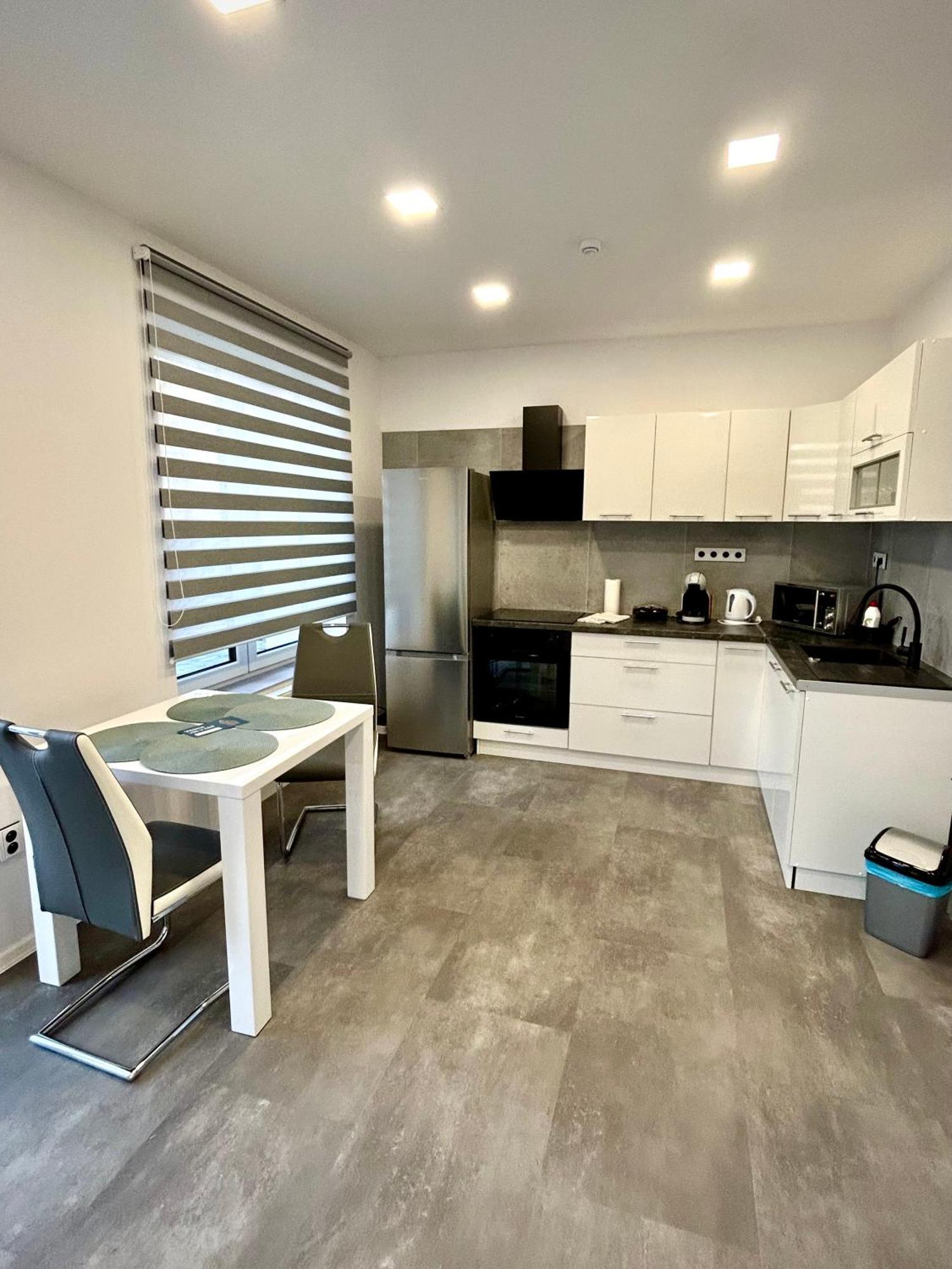 Apartmany Premium Se Soukromym Parkovanim Ceska Lipa Luaran gambar